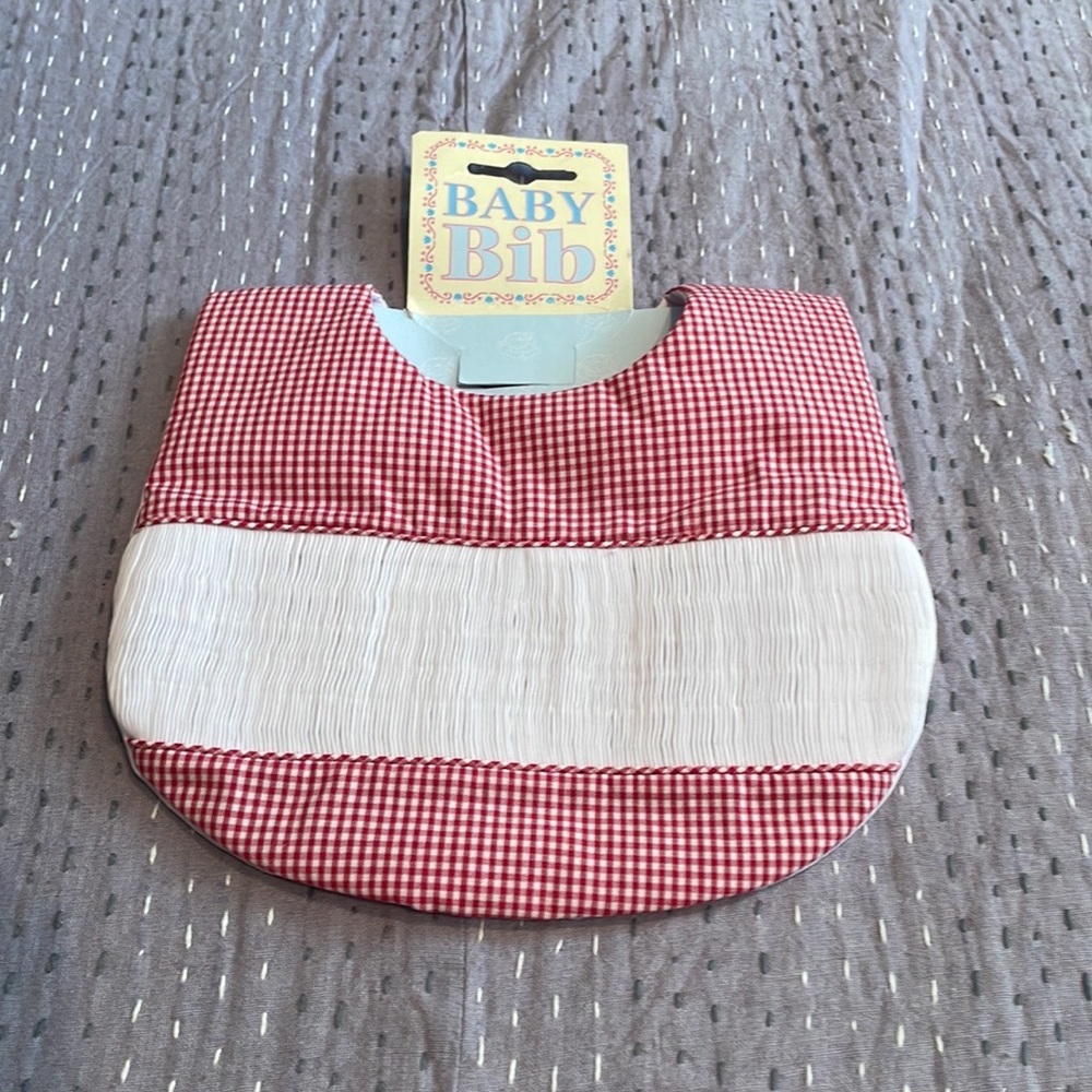 ROSALINA RED COTTON GINGHAM SMOCKED BIB